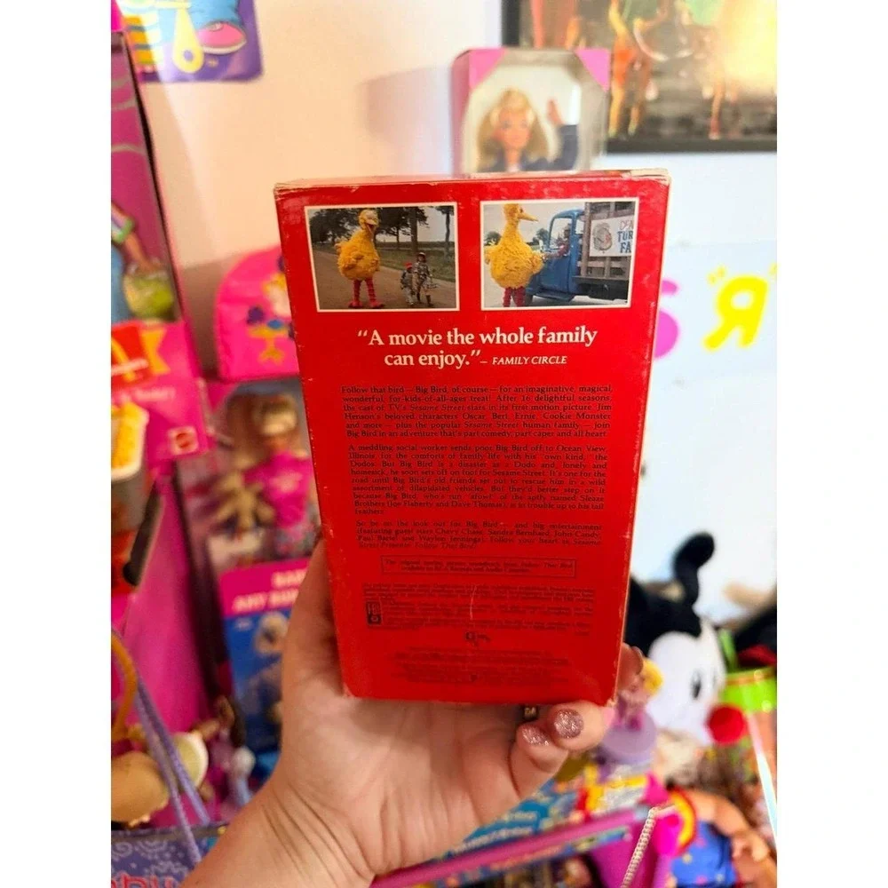 Follow that bird vhs